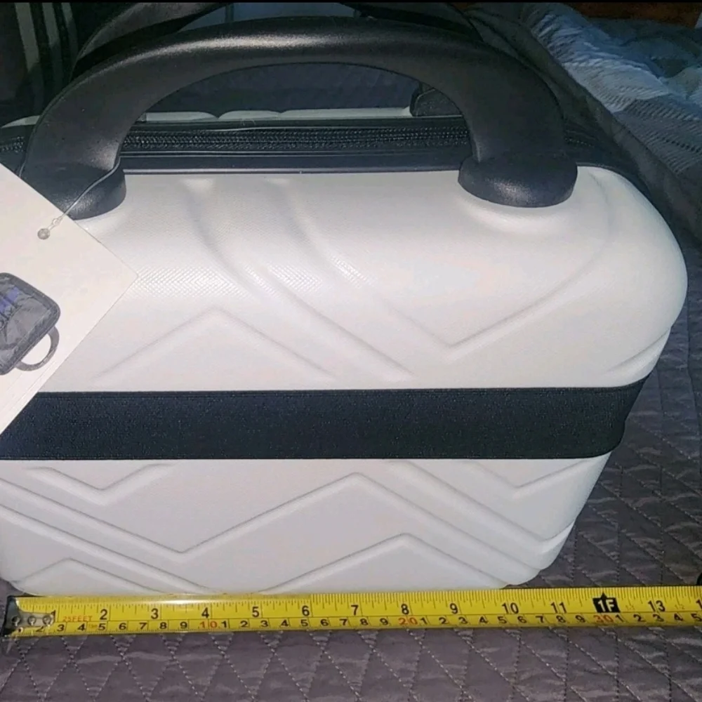 Stylish Black and White Hardshell Makeup Bag NEW